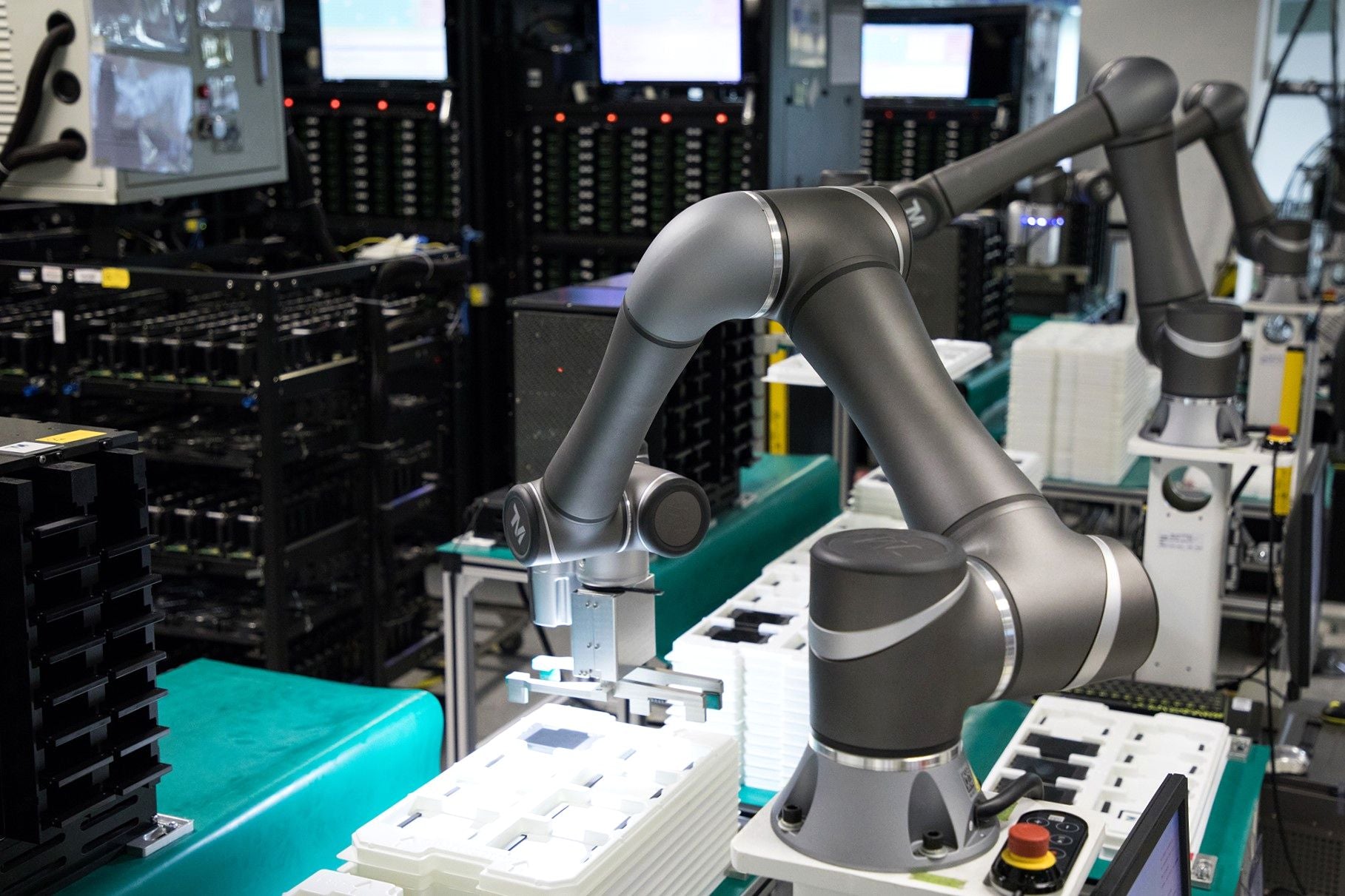 Industrial Automation: The Backbone of Modern Industry – PLC Masters Ltd.