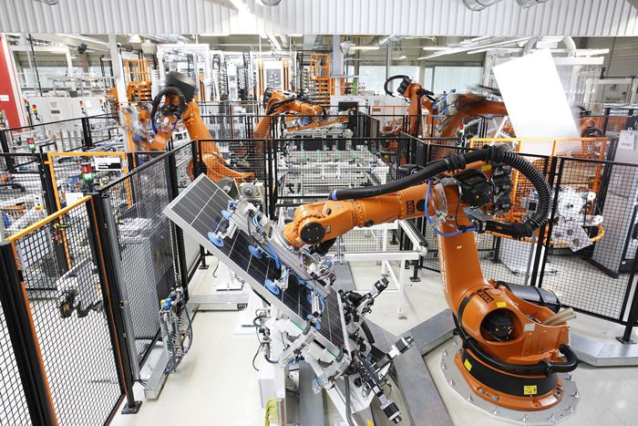 Revolutionizing Solar Manufacturing through Automation