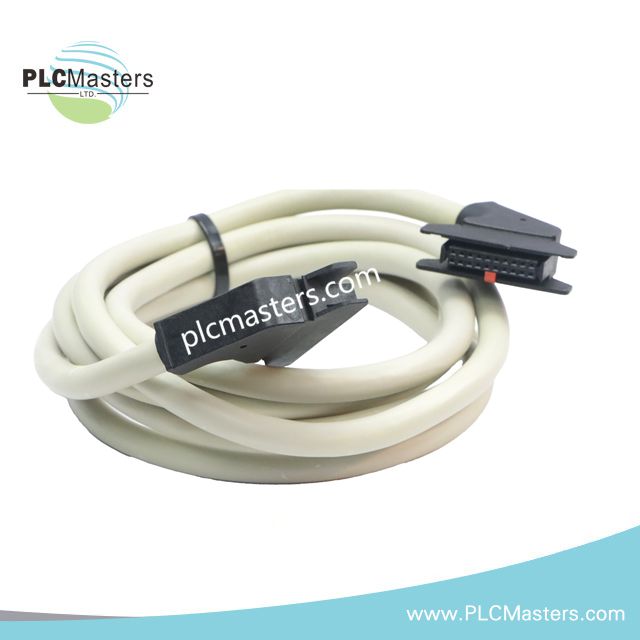 Schneider Electric TSXCDP203 priključni kabl