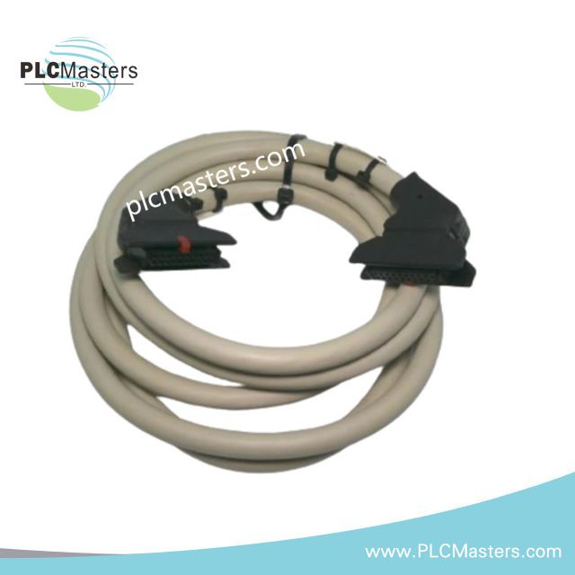 Schneider Electric TSXCDP203 priključni kabl